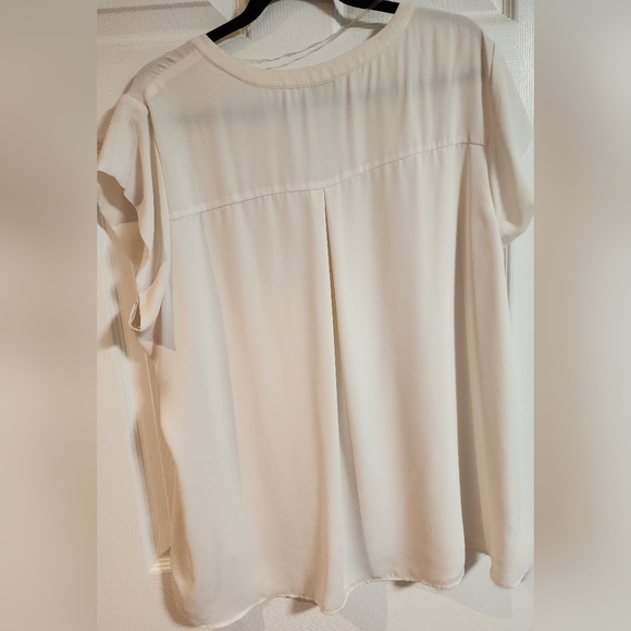 Reitmans, Size 2x, Cream - Picture 3 of 3